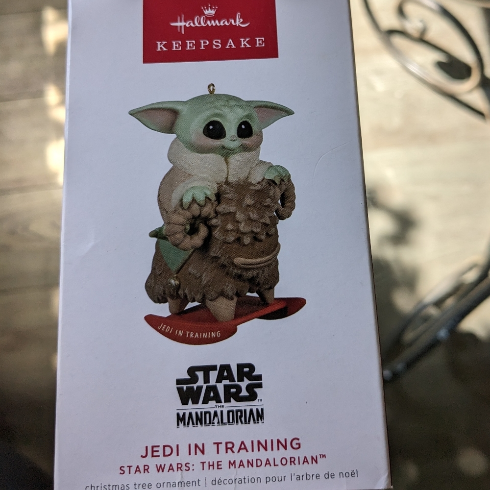 Brand New Disney Hallmark Star Wars ornament